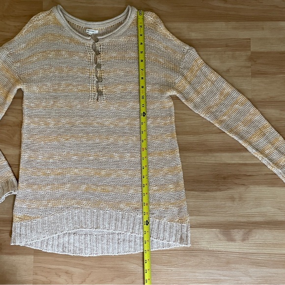 Maurices Striped Long Sleeve Knit Sweater Women’s Size Small Button Accents - Picture 10 of 11